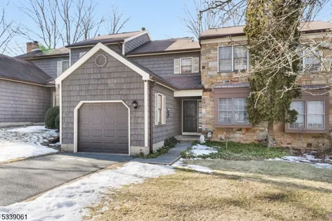 72 Goldfinch Dr, Allamuchy Twp., NJ 07840 - MLS#: 3946613
