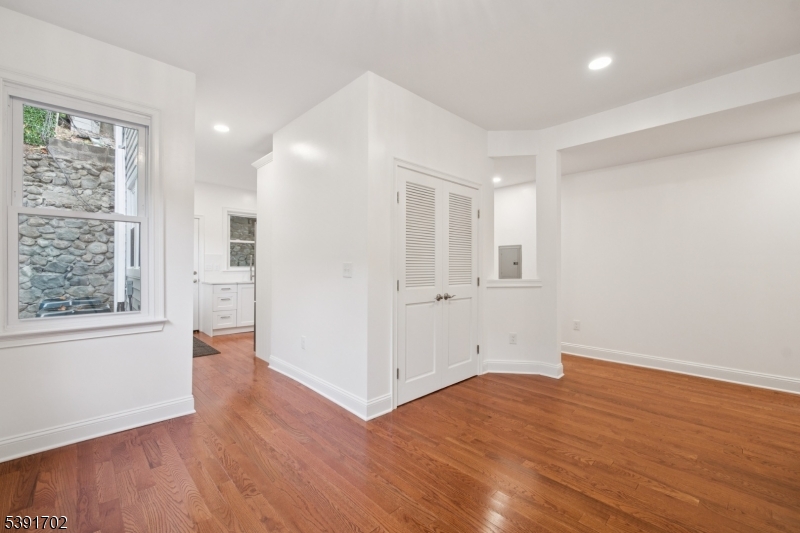 Main St - Residential Lease