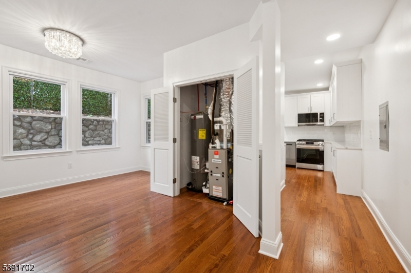 Main St - Residential Lease