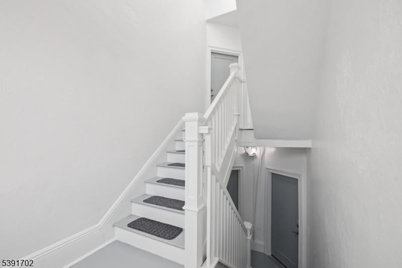 Main St - Residential Lease