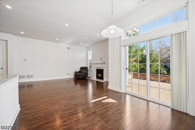 REGENCY AT FLANDERS - Residential