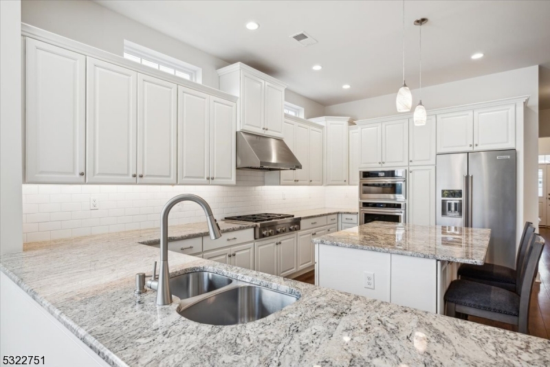 REGENCY AT FLANDERS - Residential