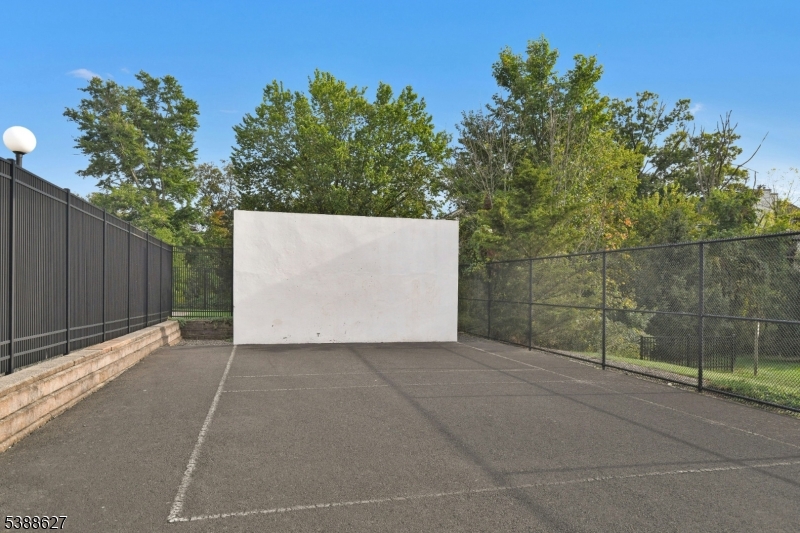 BROOKVIEW CONDO ASSOCIATION - Residential