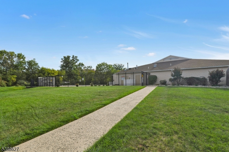 BROOKVIEW CONDO ASSOCIATION - Residential