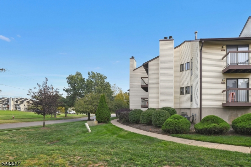 BROOKVIEW CONDO ASSOCIATION - Residential