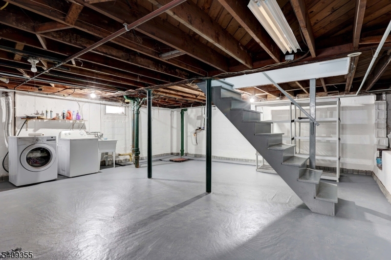 Valley Rd. - Residential