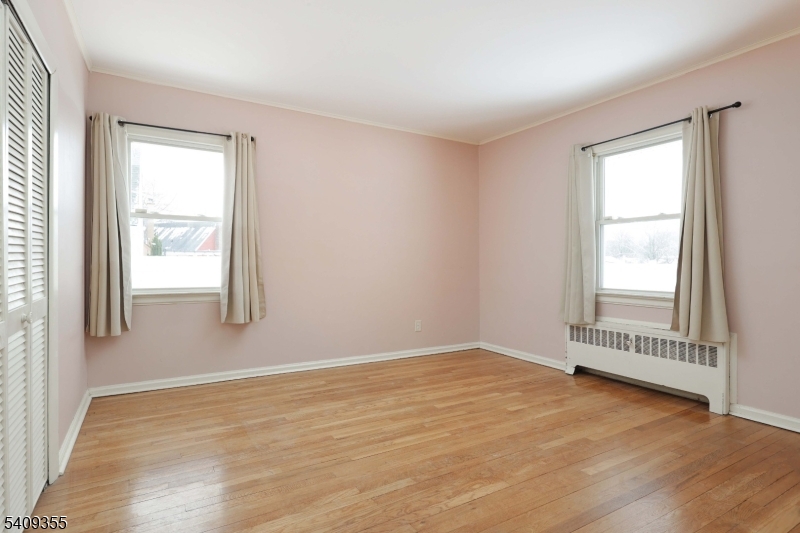 Valley Rd. - Residential