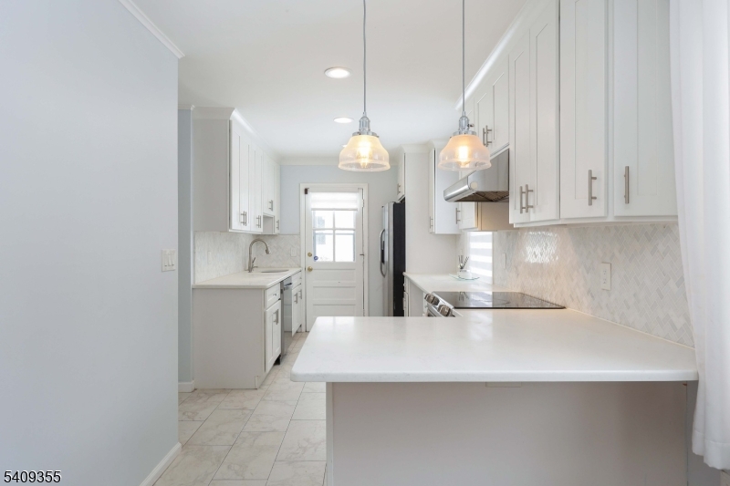 Valley Rd. - Residential