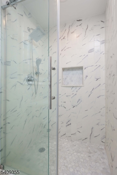 Valley Rd. - Residential