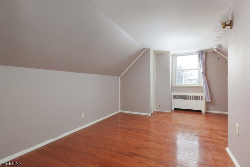 Valley Rd. - Residential