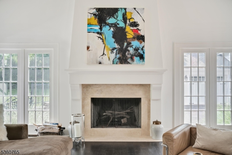 OLD SHORT HILLS - Residential