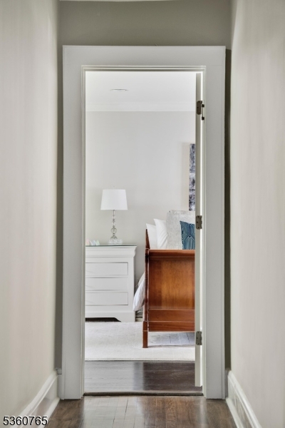 OLD SHORT HILLS - Residential