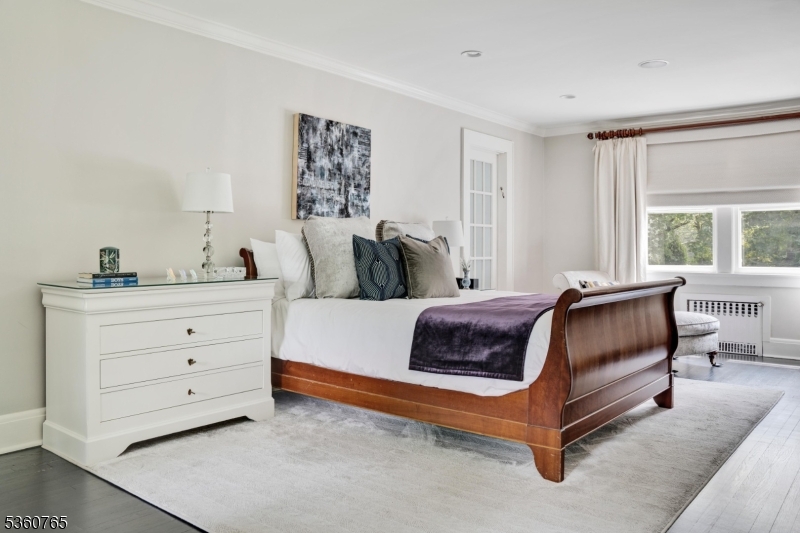 OLD SHORT HILLS - Residential