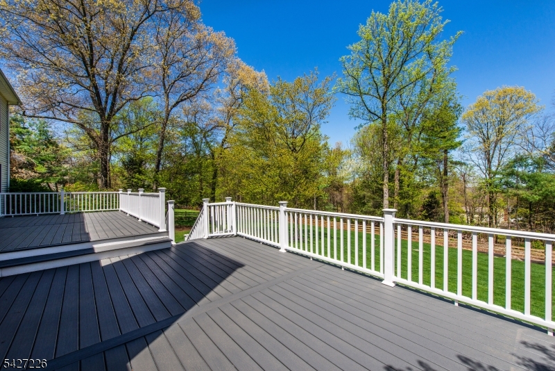 DEEDED SHONGUM LAKE RIGHTS - Residential