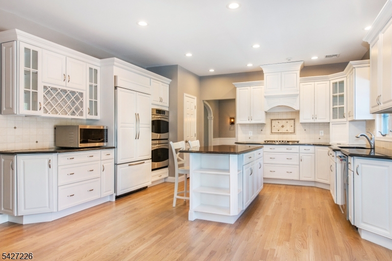 DEEDED SHONGUM LAKE RIGHTS - Residential