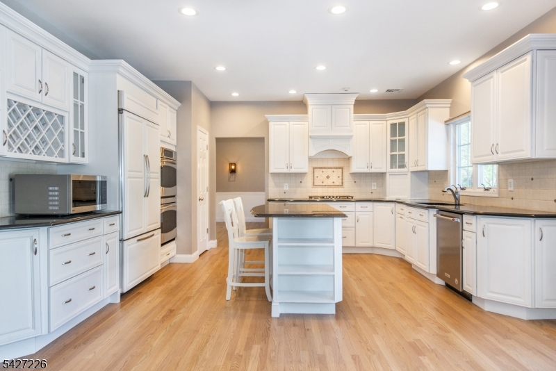 DEEDED SHONGUM LAKE RIGHTS - Residential