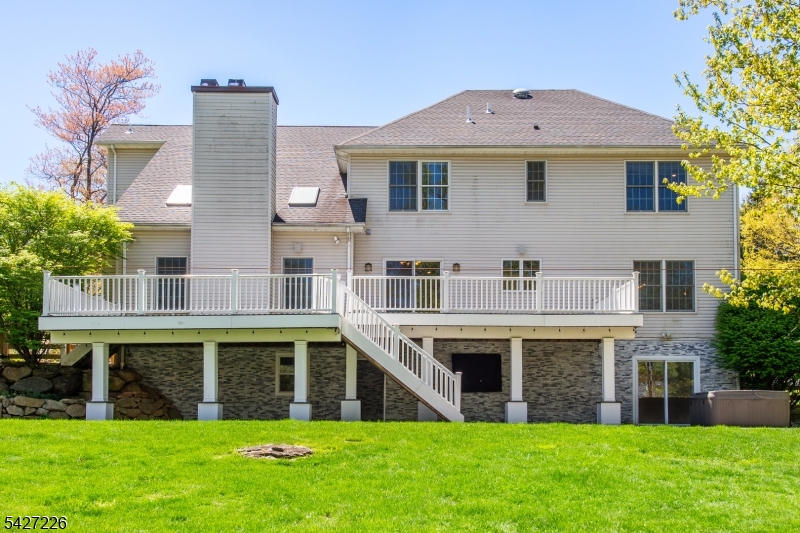 DEEDED SHONGUM LAKE RIGHTS - Residential