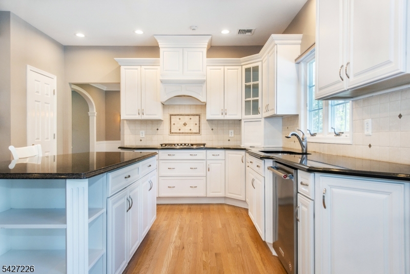 DEEDED SHONGUM LAKE RIGHTS - Residential