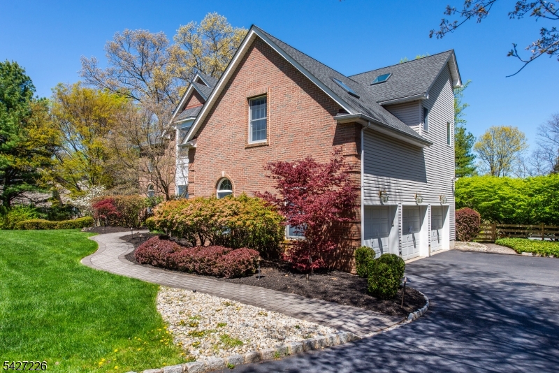 DEEDED SHONGUM LAKE RIGHTS - Residential