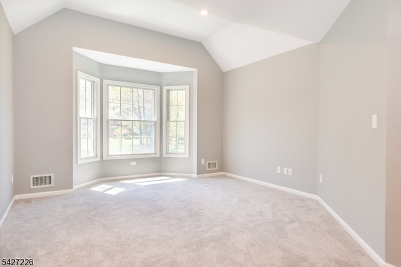 DEEDED SHONGUM LAKE RIGHTS - Residential