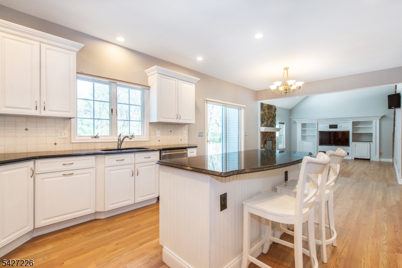 DEEDED SHONGUM LAKE RIGHTS - Residential