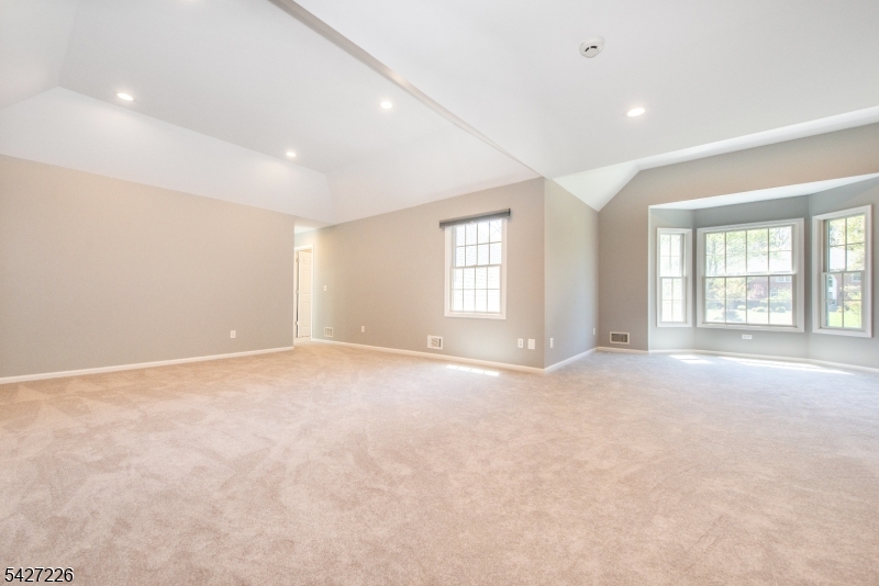 DEEDED SHONGUM LAKE RIGHTS - Residential