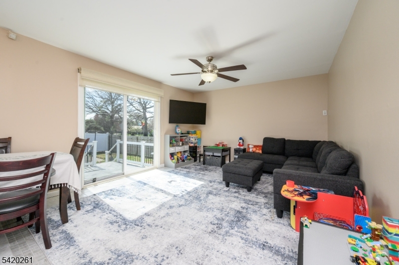 First Sec/Rutan Estates - Residential