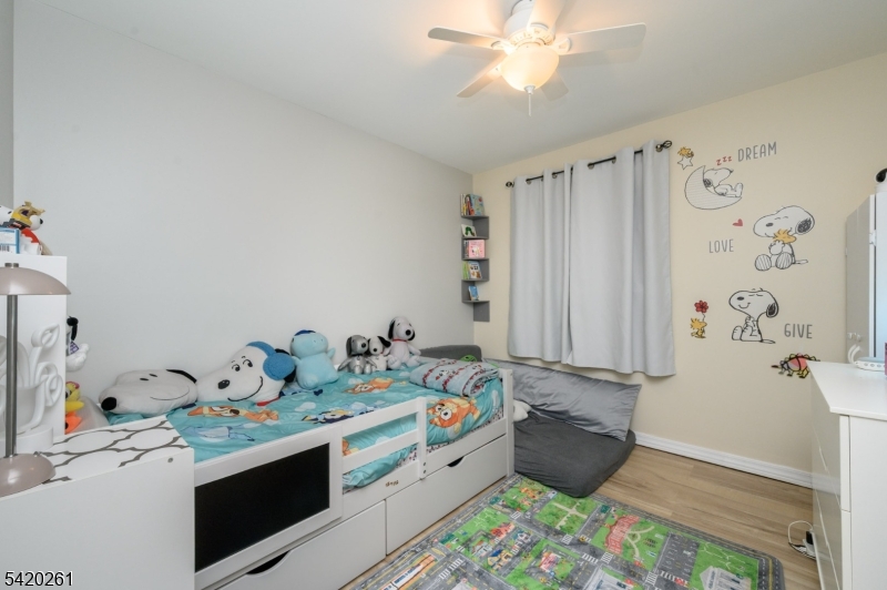 First Sec/Rutan Estates - Residential