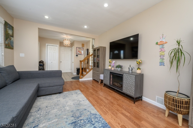 First Sec/Rutan Estates - Residential