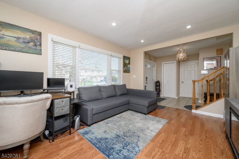 First Sec/Rutan Estates - Residential