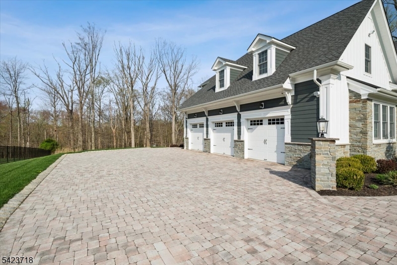 Sleepy Hollow - Residential