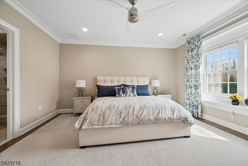 Sleepy Hollow - Residential