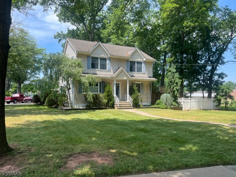 View Clark Twp., NJ 07066 house