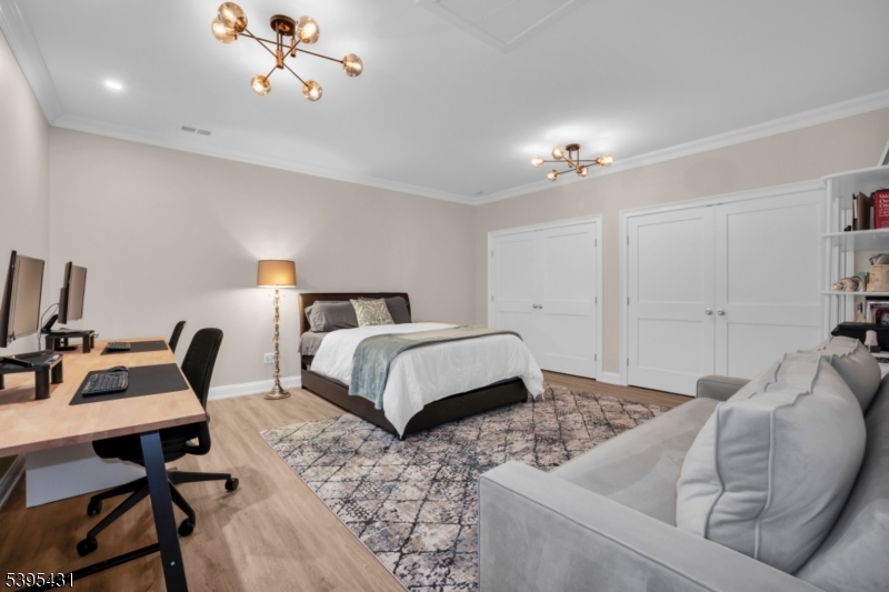 Warren Crossing - Residential