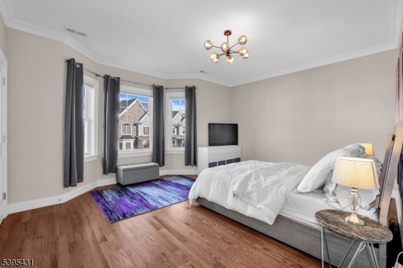 Warren Crossing - Residential