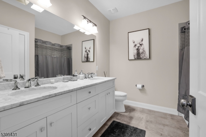 Warren Crossing - Residential