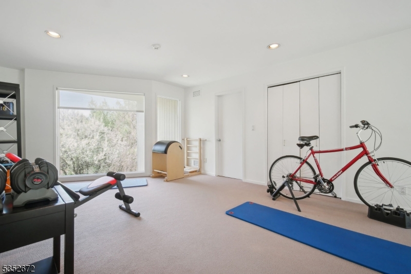 FOREST PARK - Residential