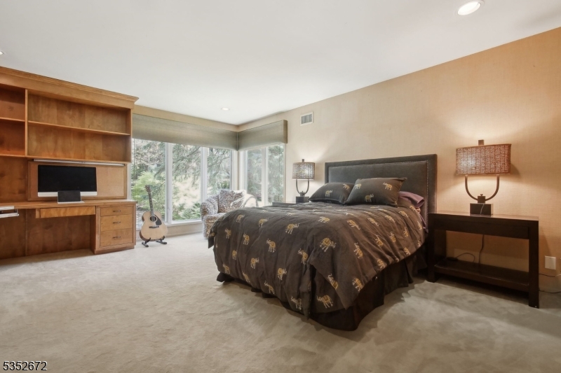 FOREST PARK - Residential