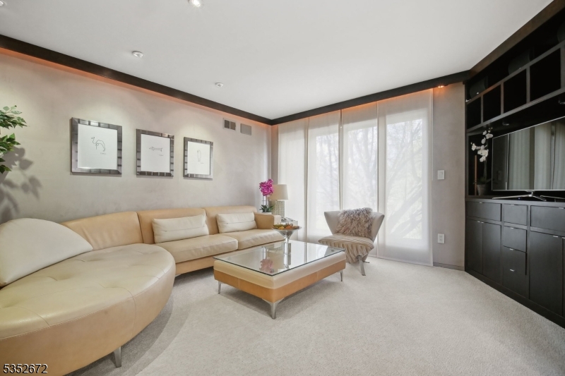 FOREST PARK - Residential