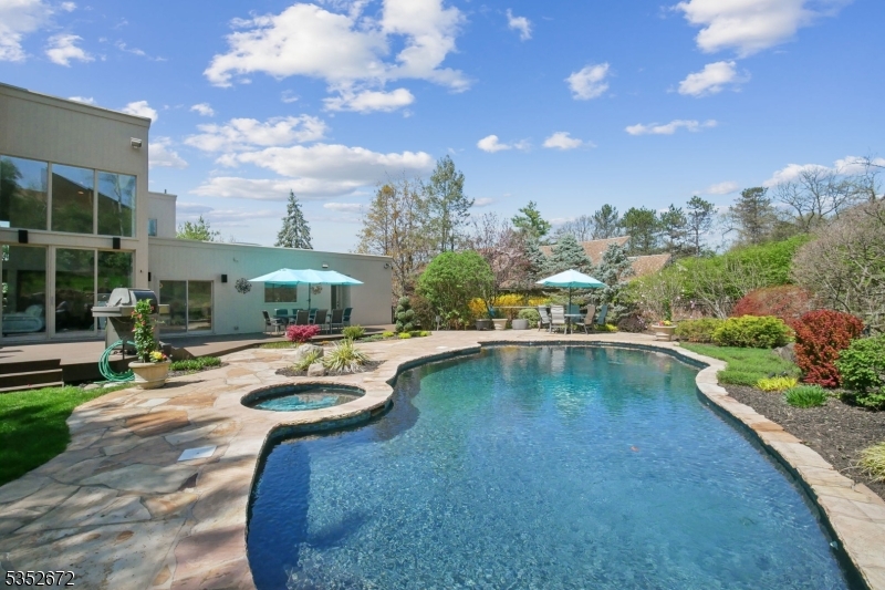 FOREST PARK - Residential