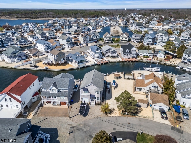 Shore Acres - Residential