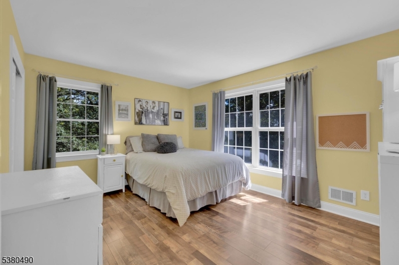 Squire Hill - Residential