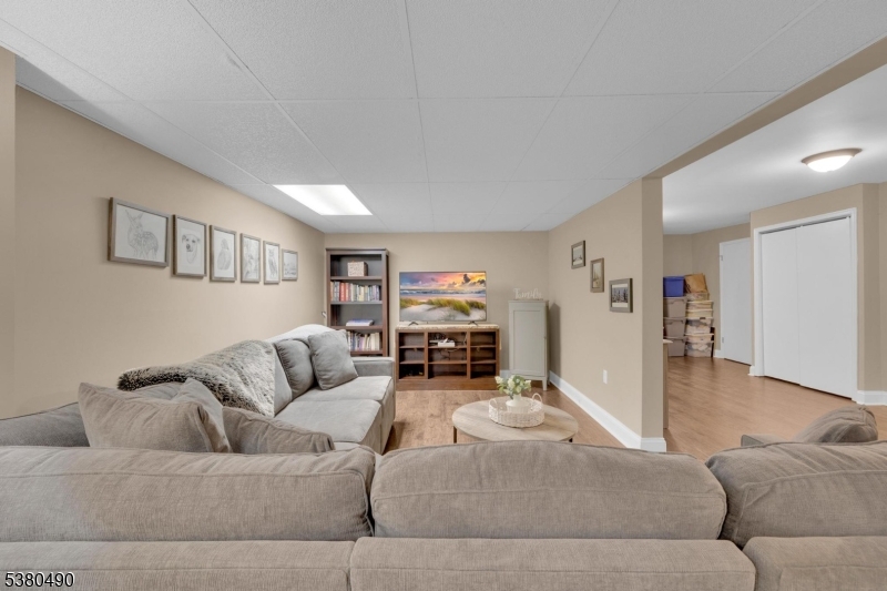 Squire Hill - Residential