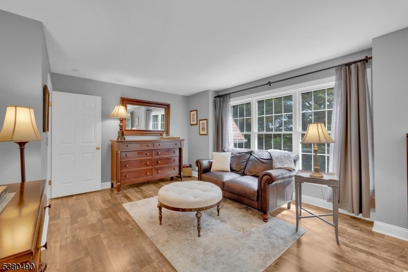 Squire Hill - Residential