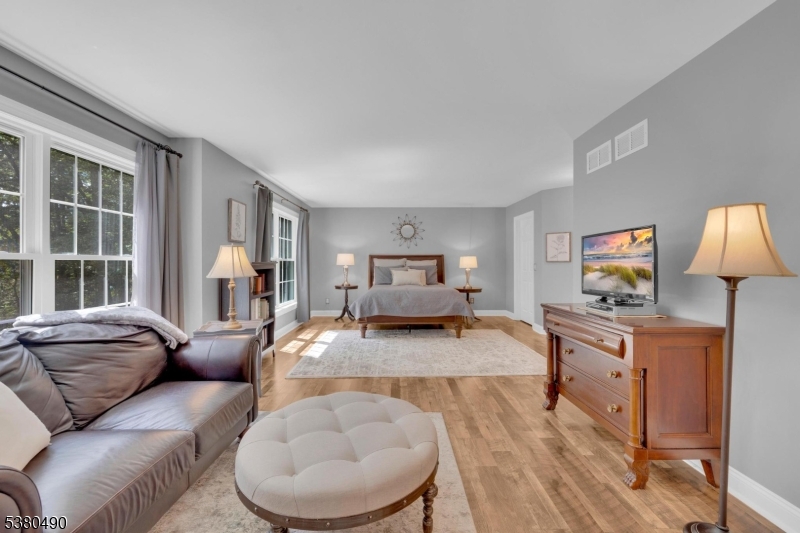 Squire Hill - Residential