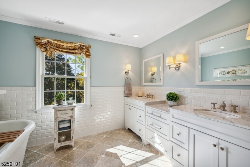 DRAKEWICK - Residential