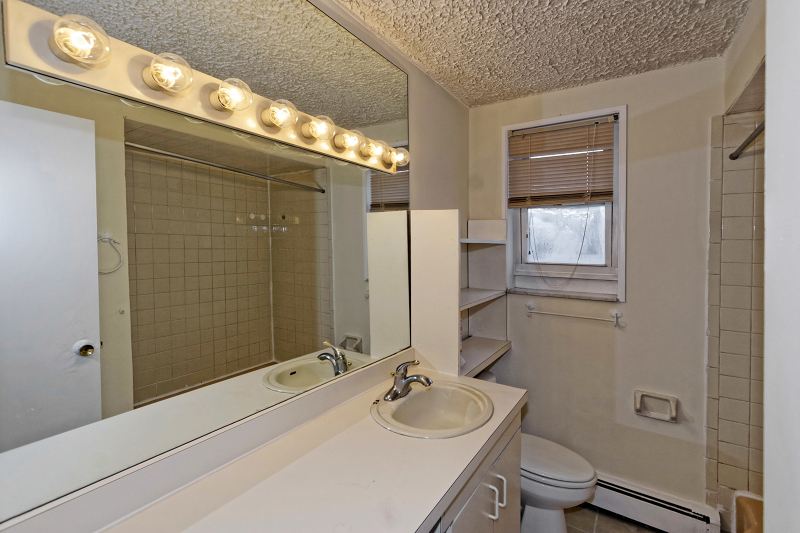 Manor Condominiums - Residential Lease