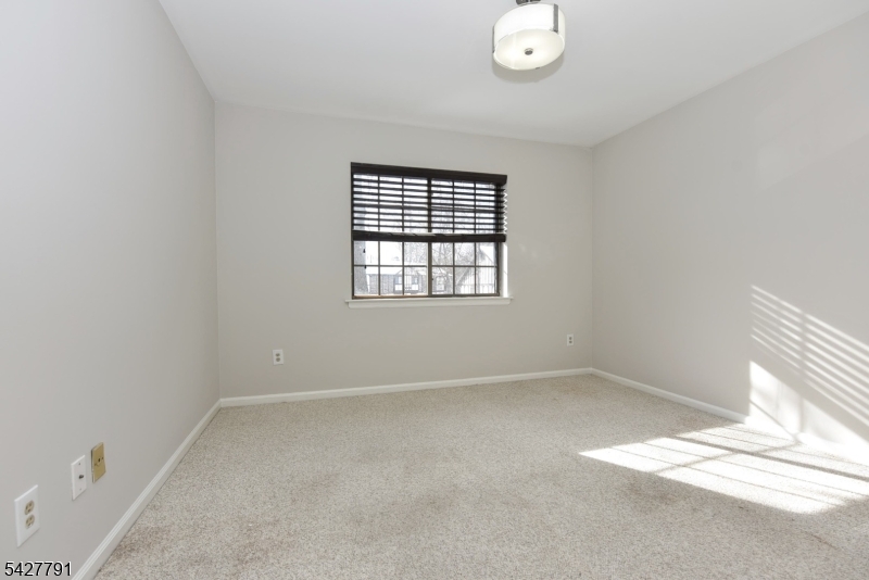 Ridge Gardens - Residential