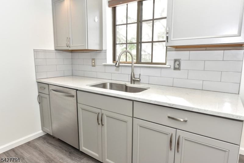 Ridge Gardens - Residential