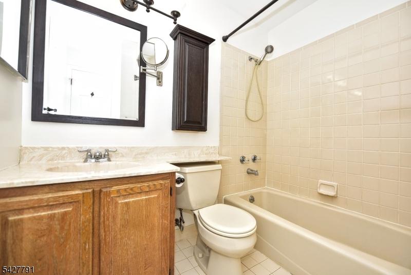 Ridge Gardens - Residential